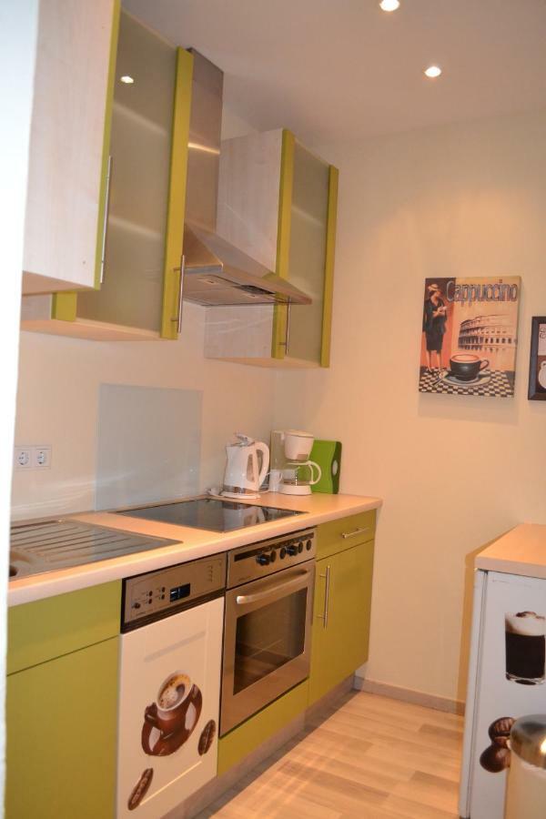 Apartment Holland 5a